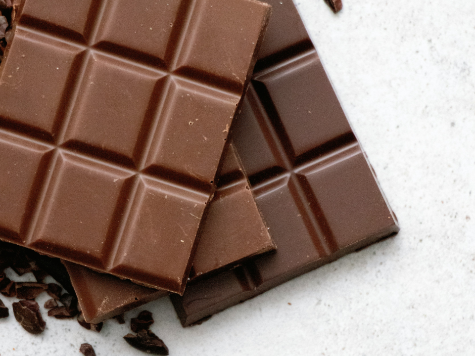 Foods That Are Harmful to Dental Health: What to Avoid for Strong Teeth and Gums